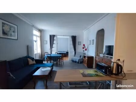 beau f2 meublé dans quartier calme