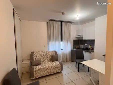 studio meublé à nangis 19m2  parking + cave