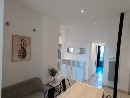 a louer - apparemment meublé nîmes - 4 chambres - face à l institut d'alzon