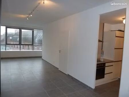 bel appartement moderne de 52 m2 bien situé