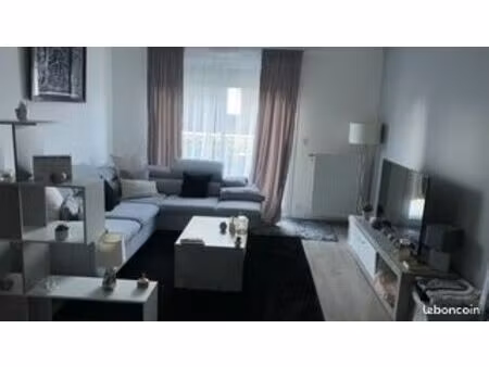 exclusivité – saint-erblon – t3 lumineux avec balcon et parking