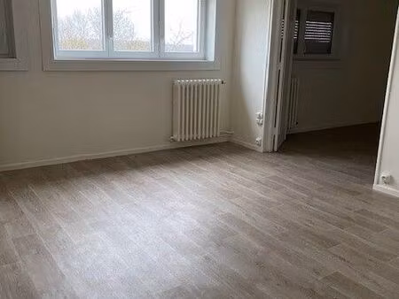 t3 toutes charges comprises  idéal petit budget