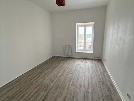 loue grand f2 55m² a jarny 625 cc