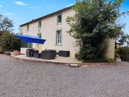 charmante maison de 3 chambres avec beaux jardins dans un hameau paisible
