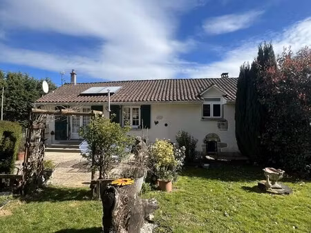 maison de trois chambres dans un hameau paisible