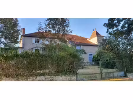 rénovation d'une ferme quercynoise atypique