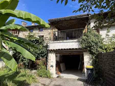 charmante maison de village avec jardin – fougax-et-barrineuf