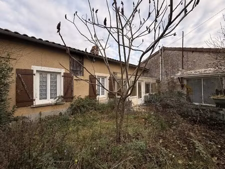 projet de rénovation avec 2 chambres  dépendances et garage