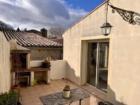 maison pleine de charme au cœur historique d’un village près de carcassonne