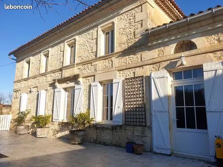 vente maison en pierre 205m2