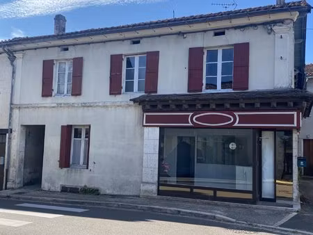 maison de village de 4 chambres avec jardin et potentiel atelier