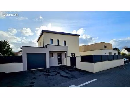 maison 2021 122m2 caen nord bus de ville