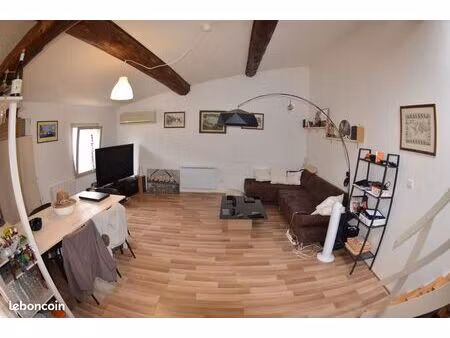 studio avec coin couchage en mezzanine