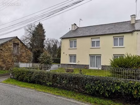 propriété de 155 m2 habitable sur un terrain de 5900 m2