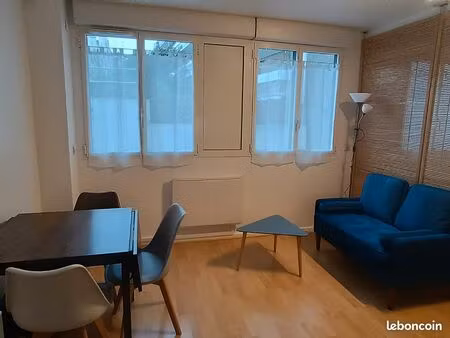 appartement 1 pièce 33 m2