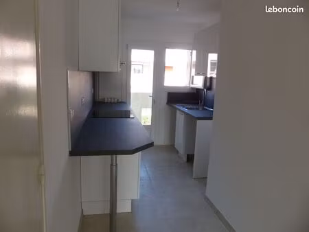 t3 les lones à 200m de sanary et de la plage