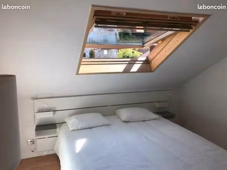 magnifique t2 avec vue panoramique sur le lac léman - cœur de ville d'evian (location long