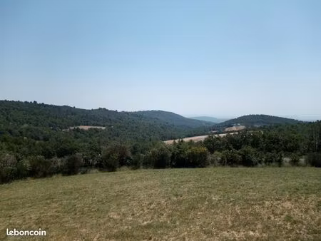 chambre privée avec salle de bain