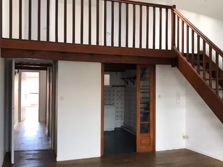 location appartement 3 pièces 81 m² à pamiers (09100)