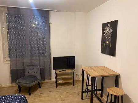 location appartement 1 pièce 35 m² à rouen (76000)