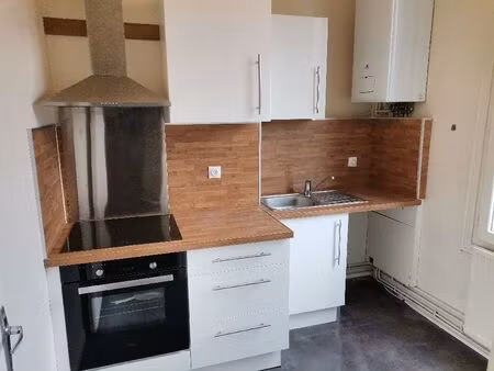 location appartement 3 pièces 68 m² à troyes (10000)