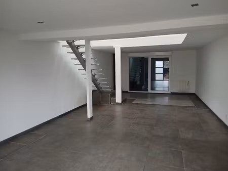maison 5 pièces - 270 m²