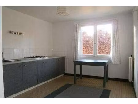 location appartement t1 à fougères (35300) : à louer t1 / 34m² fougères