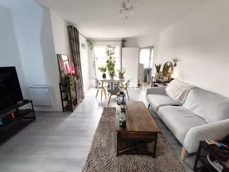 appartement plaisir 2 pièce(s) 52 m2