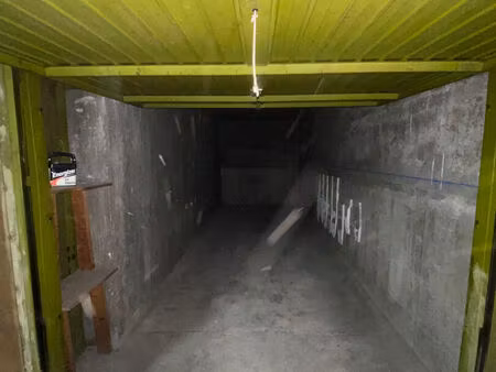 parking / box vanves 13 m2