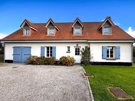 joli cottage  5 chambres sur terrain arboré