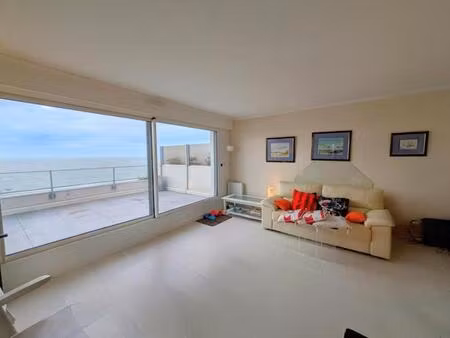 bien rare en exclusivité : appartement au dernier étage avec vue mer panoramique