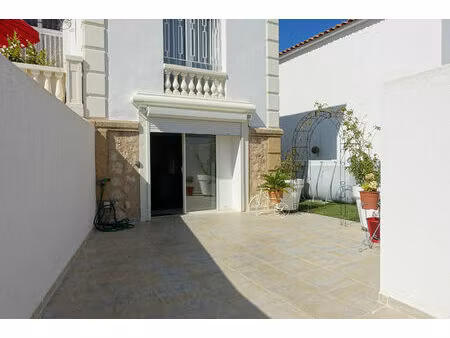 appartement t2/3 rdj de 80 m² avec 112 m² de jardin  portail électrique à plan de cuques 1