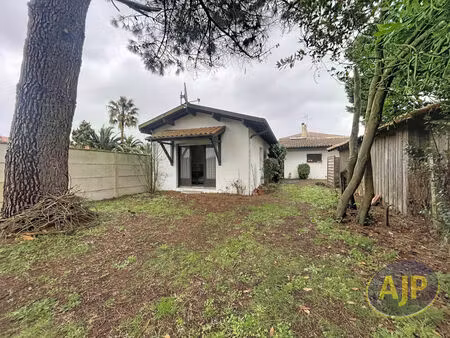 gujan mestras - maison 5 pièces de 105 m² environ avec garage.