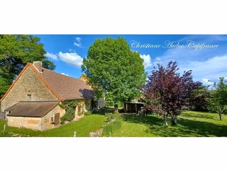 entre charolles et paray le monial   maison en pierres de 165 m²  avec potentiel de dévelo