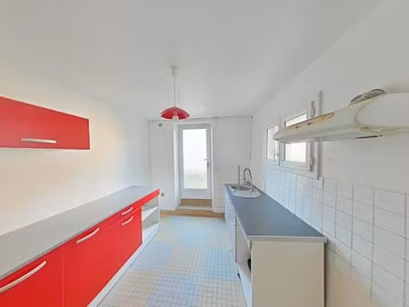 location maison 3 pièces 68m² leignes sur fontaine 86300