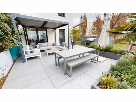 superbe f2 en rez de jardin - terrasse - garage