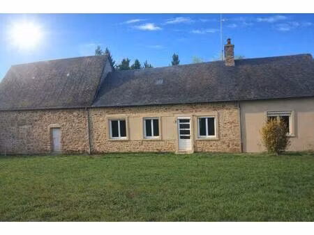 longère de caractère à fort potentiel – proche mayenne