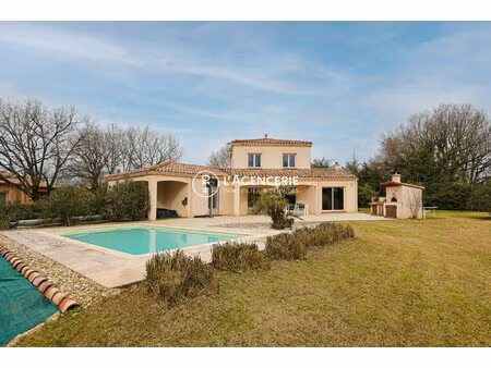 maison 134 m2 avec piscine