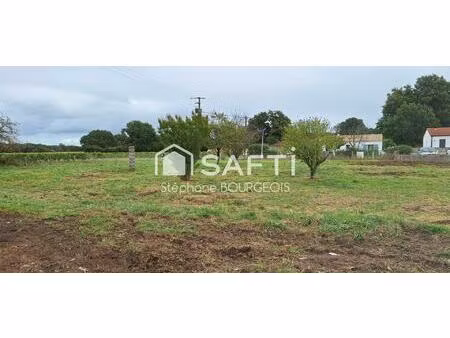 terrain rare  proche de saujon