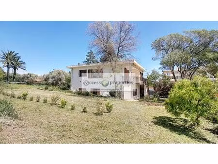 antibes quartier des basses bréguières maison vide à l'année