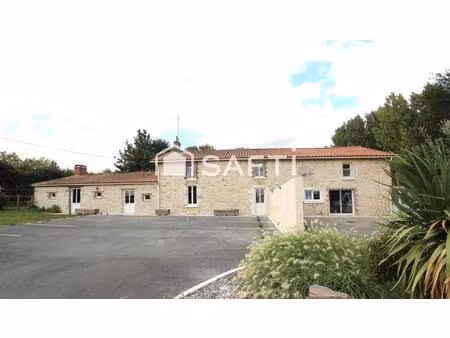 ensemble maison 3 & 5 chambres / piscine / terrain