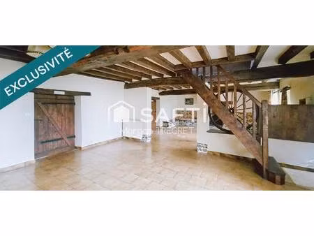 longère en pierres t8 213 m²