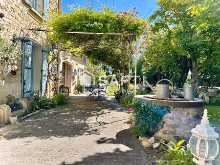 authentique mas en pierre