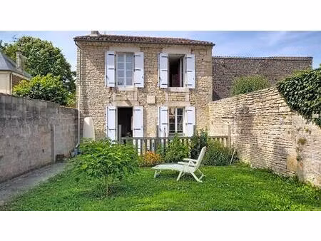 maison de caractère de 157 m² - 3/4 chambres