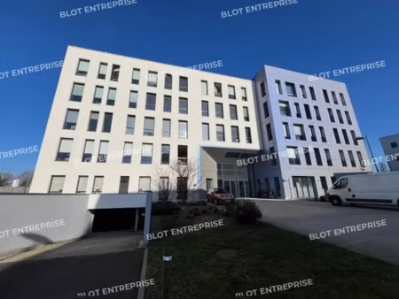 a louer - bureaux - 422 m² - nantes