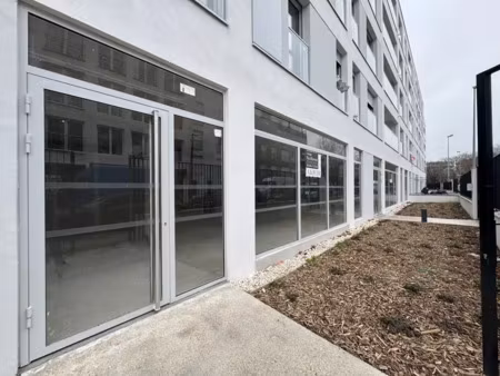 boutique d'angle - mairie de bondy - extraction