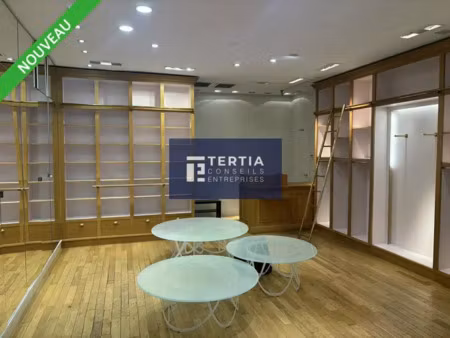 local commercial a louer