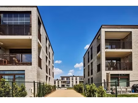 appartement te huur in kruibeke met 2 slaapkamers