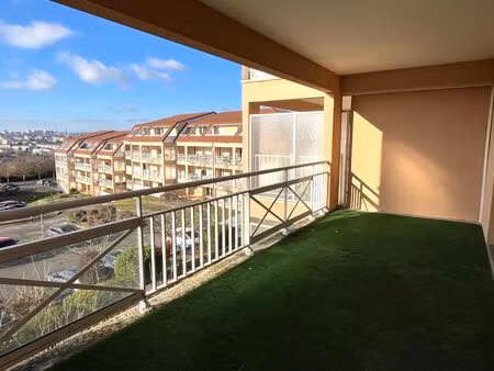 limoges t3 avec balcon et parking