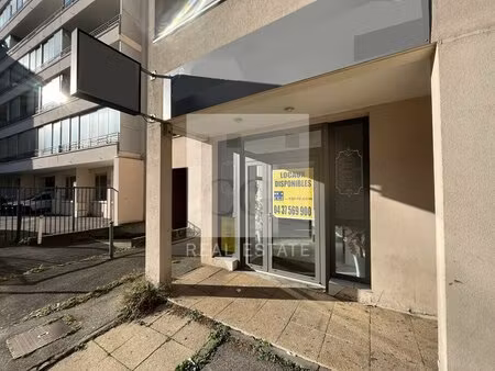 achat local commercial 61m² lyon 8ème